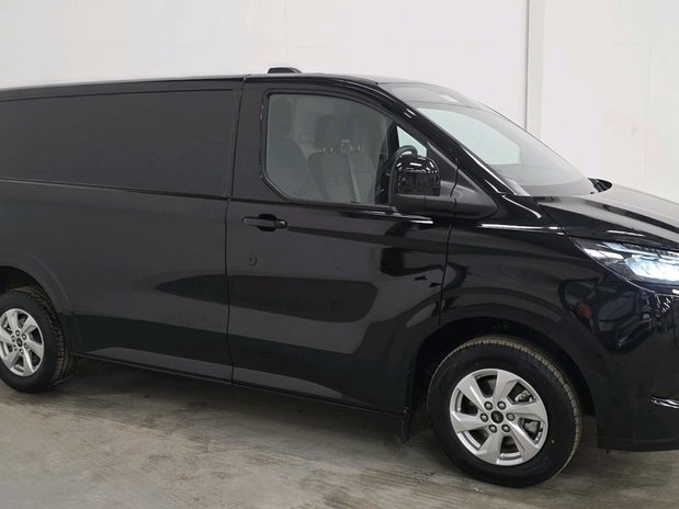 Ford Transit Custom Transit Custom PHEV 320L1 H1 Limited Auto Van 2.5L 227PHEV 3