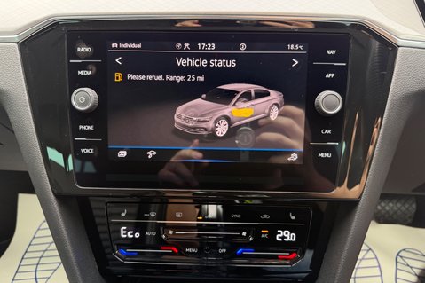 Volkswagen Passat GTE DSG - VAT Q - 1 OWNER - PLUG IN HYBRID - 3 IN STOCK 50