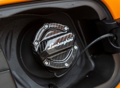 Lamborghini Urus Performante 48