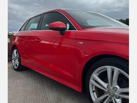Audi A3 2.0 TDI S line Sportback S Tronic Euro 6 (s/s) 5dr (Nav) 6