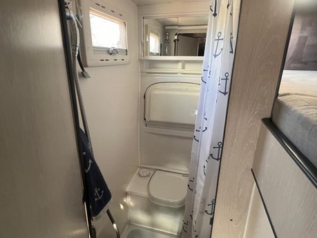 Mercedes-Benz Sprinter Elite Sports Motorhome 310D/40 LWB 24