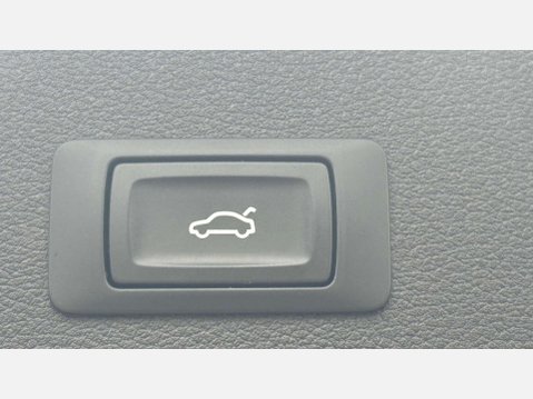 Audi A4 2.0 A4 Black Edition 35 TDI Semi-Auto 5dr 33
