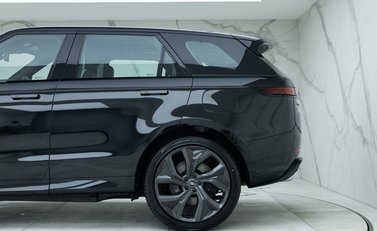 Land Rover Range Rover Sport P550e Autobiography 29