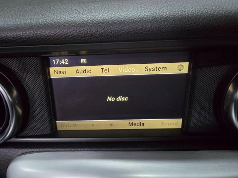 Mercedes-Benz SLK 3.5 SLK350 BlueEfficiency AMG Sport Edition 125 G-Tronic+ Euro 5 (s/s) 2dr 27