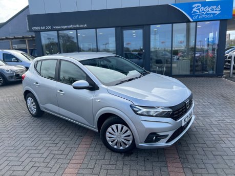 Dacia Sandero COMFORT 1.0 TCE AUTOMATIC 5 DOOR