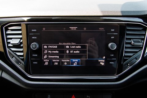 Volkswagen T-Roc BLACK EDITION TSI EVO DSG 24