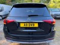Mercedes-Benz GLE 2.0 GLE300d AMG Line (Premium) SUV 5dr Diesel G-Tronic 4MATIC Euro 6 (s/s) 17