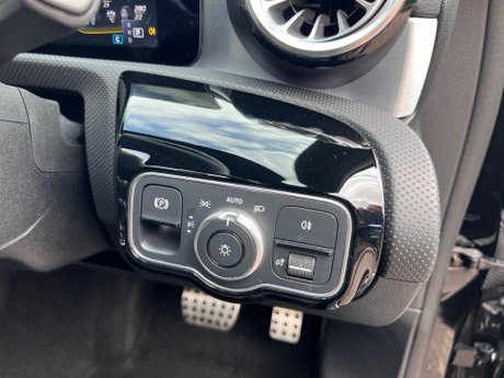 Mercedes-Benz A Class 2.0 A35 AMG (Premium Plus) 7G-DCT 4MATIC Euro 6 (s/s) 5dr 53