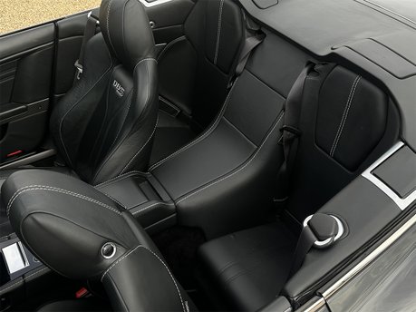 Aston Martin DBS V12 VOLANTE CARBON BLACK EDITION 65