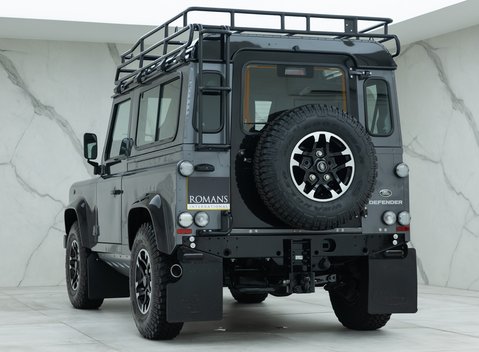 Land Rover Defender 90 Adventure 7