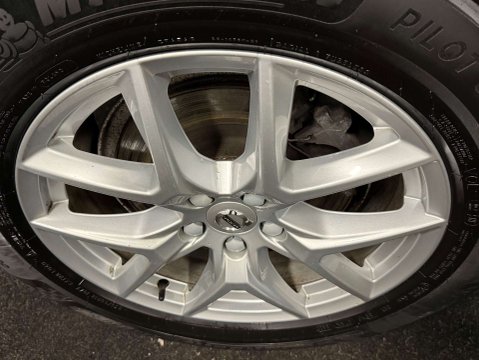 Volvo XC60 2.0 XC60 Momentum D4 AWD Auto 4WD 5dr 33