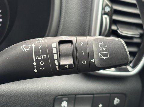 Kia Sportage GT-LINE ISG 28