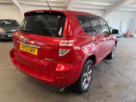 Toyota Rav4 2.2 D-4D XT-R 4WD Euro 5 5dr 8