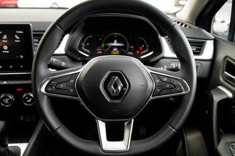 Renault Captur TECHNO E-TECH 20