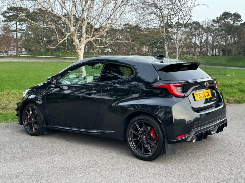 Toyota Yaris 1.6T GR Circuit AWD Euro 6 3dr 28