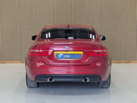 Jaguar XE 2.0 XE R-Sport i Auto 4dr 17