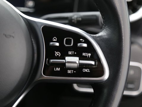 Mercedes-Benz A Class 1.5 A180d Sport 7G-DCT Euro 6 (s/s) 5dr 12