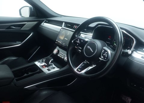 Jaguar F-Pace 2.0 F-Pace R-Dynamic S PHEV AWD Auto 4WD 5dr 46