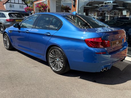 BMW M5 M5 10
