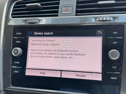 Volkswagen Golf 1.6 TDI BlueMotion Tech SE Nav Euro 6 (s/s) 5dr 16