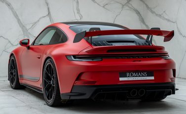 Porsche 911 GT3 (992) 10