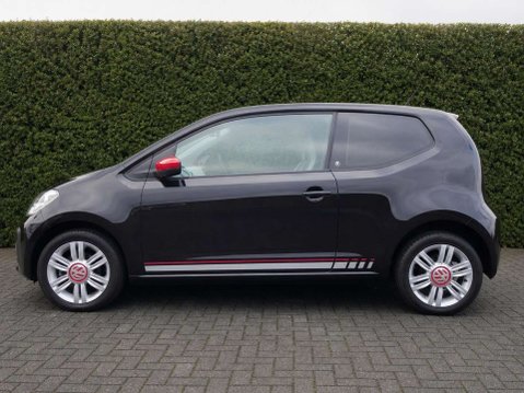 Volkswagen Up 1.0 Up by Beats 3dr 9