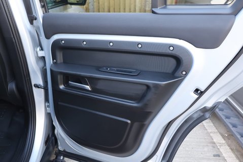 Land Rover Defender 110 HARD TOP SE MHEV with upgraded wheels £9500 REAR SEAT CONVERSION FITTED 26