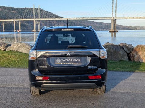Mitsubishi Outlander 2.0h 12kWh GX3h CVT 4WD Euro 5 (s/s) 5dr 6