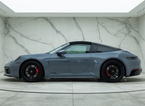 Porsche 911 Targa 4 GTS (992) 7