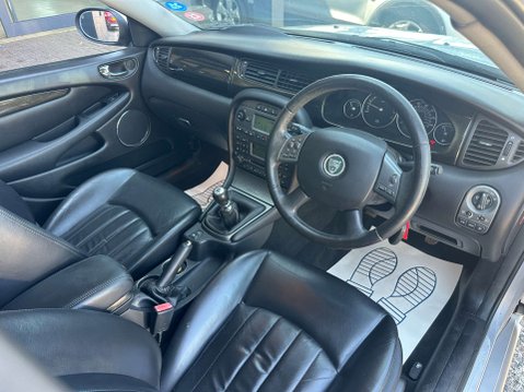 Jaguar X-Type 2.0 X-Type SE D 5dr 11