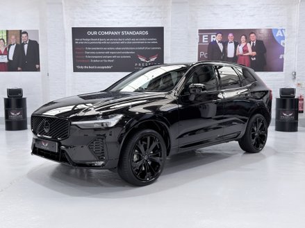 Volvo XC60 B5 ULTRA BLACK EDITION AWD