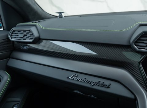 Lamborghini Urus S 24