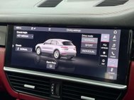 Porsche Cayenne 2.9T V6 S SUV 5dr Petrol TiptronicS 4WD Euro 6 (s/s) (440 ps) 46