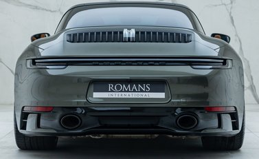 Porsche 911 Targa 4S (992) 11
