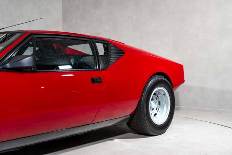 De Tomaso Pantera L. HUGE HISTORY PORTFOLIO. IMMACULATE EXAMPLE. 36