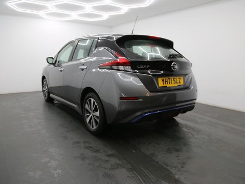 Nissan LEAF 40kWh Acenta Auto 5dr 7