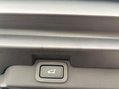 Land Rover Discovery 3.0 Discovery HSE SDV6 Auto 4WD 5dr 37