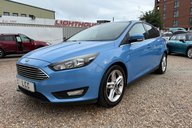 Ford Focus ZETEC.. 9 MAIN DEALER SERVICES.. £20 ROAD TAX.. 1 PREVIOUS KEEPER..STUNNING 3