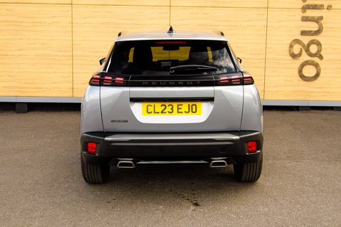 Peugeot 2008 PURETECH EAT8 S/S ALLURE 6