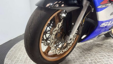 Suzuki GSX-R GIXXER 600 2003 K3 RUNNING SPORTS BIKE TRACK PROJECT 600CC 27