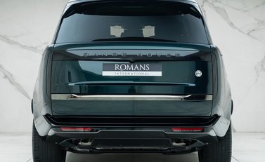 Land Rover Range Rover P530 SV 7