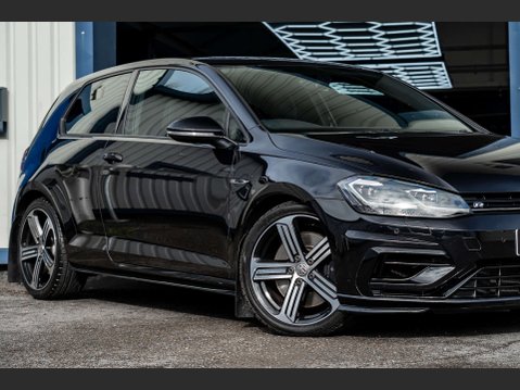 Volkswagen Golf 2.0 Golf R TSi Semi-Auto 4WD 3dr 7