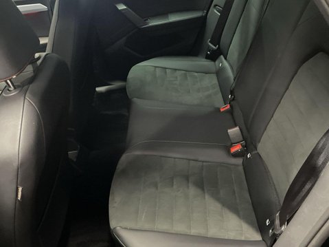 SEAT Arona 1.0 TSI FR Sport SUV 5dr Petrol DSG Euro 6 (s/s) (115 ps) 25