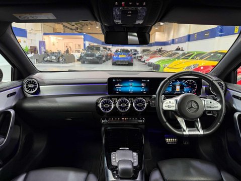 Mercedes-Benz A Class 2.0 A35 AMG (Premium) Hatchback 5dr Petrol SpdS DCT 4MATIC Euro 6 (s/s) (30 2