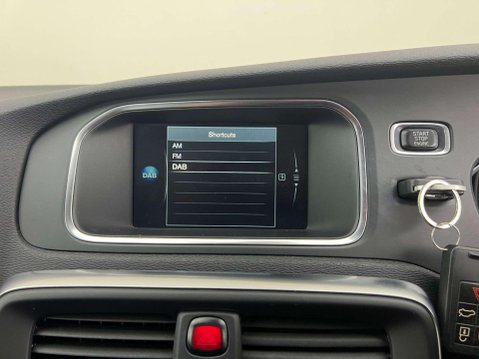 Volvo V40 2.0 T2 R-Design Pro Euro 6 (s/s) 5dr 28