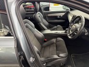 Volvo V90 2.0 D5 PowerPulse R-Design Pro Estate 5dr Diesel Auto AWD Euro 6 (235PS) 25