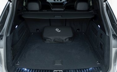 Porsche Cayenne E-Hybrid 29