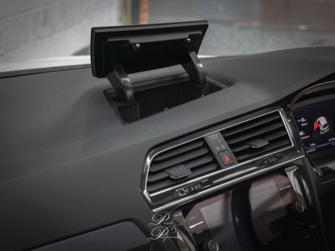Volkswagen Tiguan 2.0 Tiguan R-Line Tech TDI 5dr 31