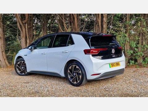 Volkswagen ID.3 Pro Performance 58kWh Family Hatchback 5dr Electric Auto (204 ps) 9