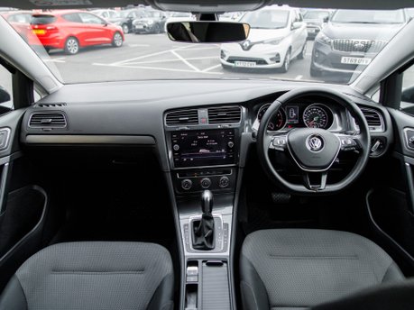 Volkswagen Golf MATCH TSI EVO DSG